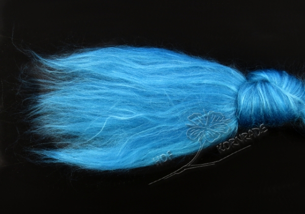 Austr. Merino - combed wool and silk 70/30 - "Blauer Zirkon"