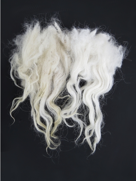 Heidschnucke - stacks of wool - natural white/ligt grey 200g